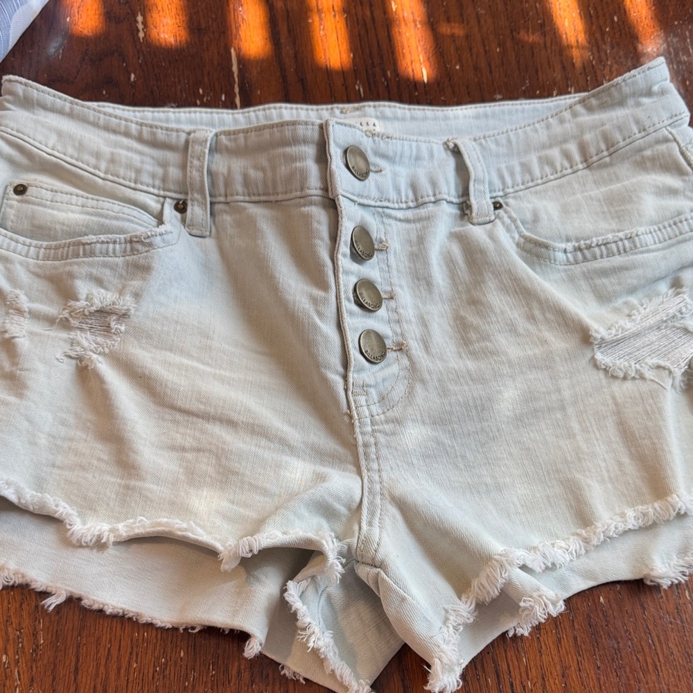 BILLA BONG Light Denim Jean Shorts